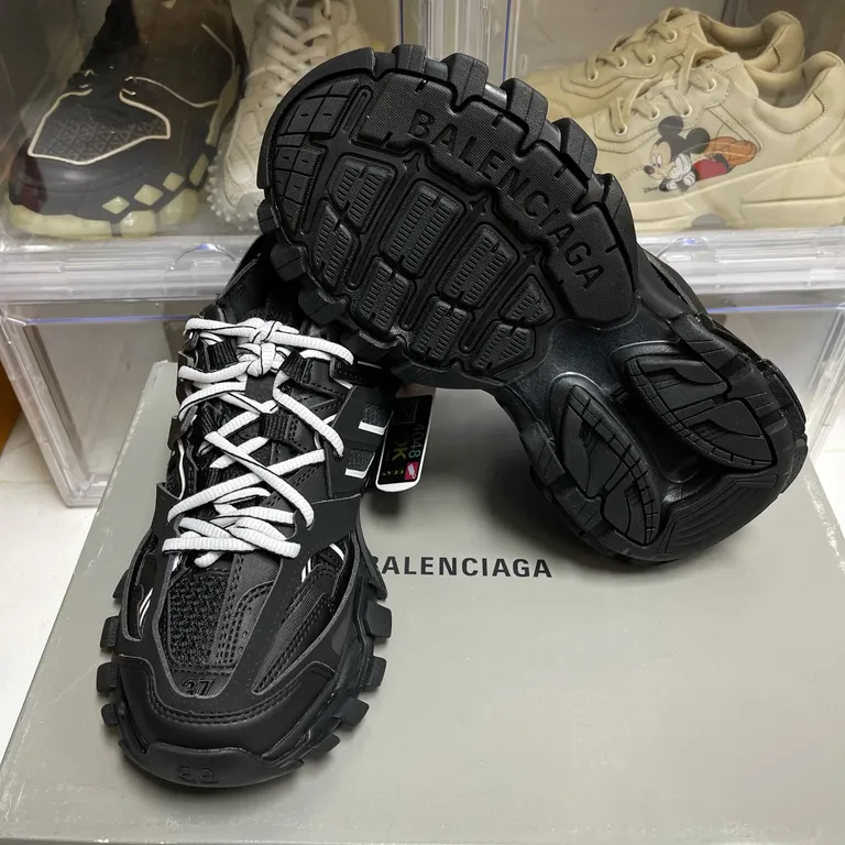 Balenciaga Shoe 